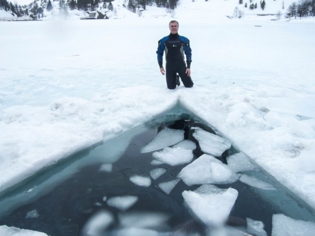 Zona de buceo en hielo